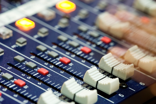 Nacimiento y desarrollo de la radiodifusión en el mundo